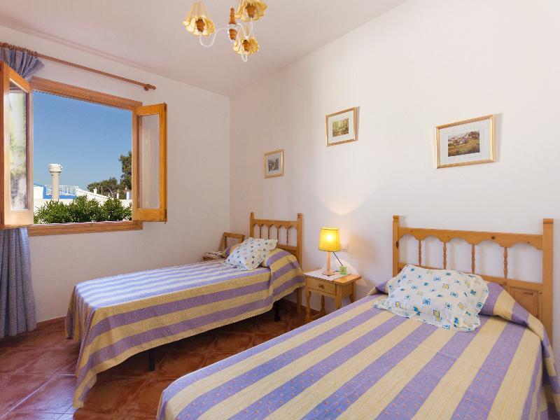 Oliveres I II Cala Blanca  Ngoại thất bức ảnh